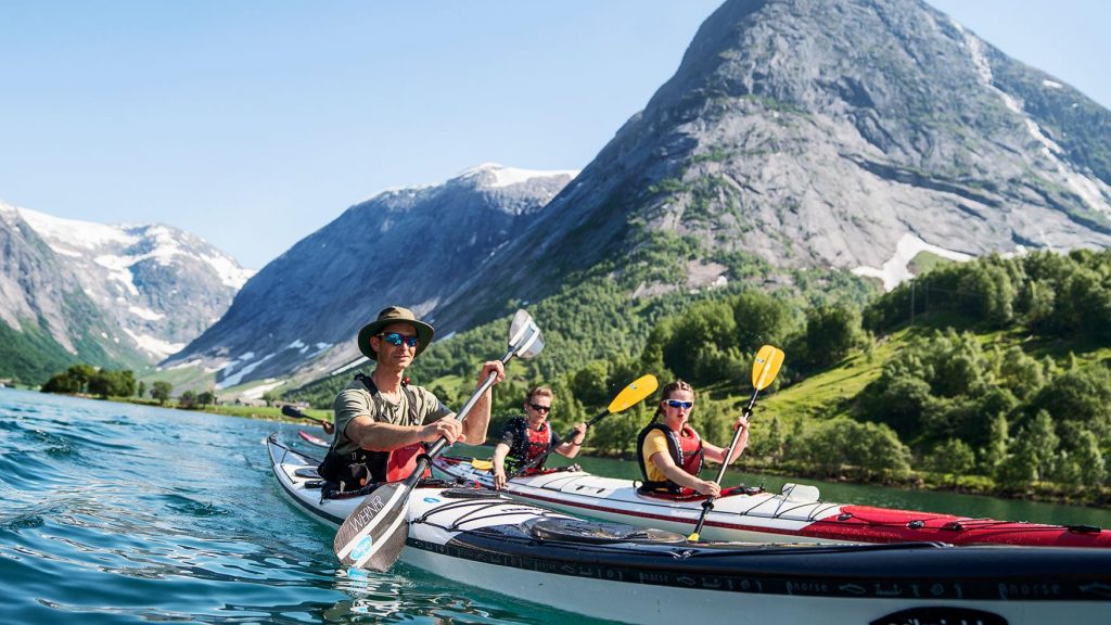 PRIVATE GUIDED KAYAK TRIP IN BERGEN | Easy Travel: Holidays in Finland ...